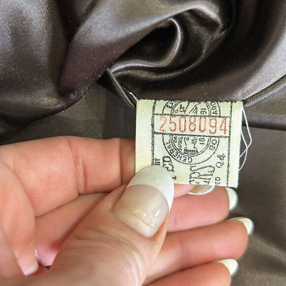 Susan Lynn fur shall - Picture 5 of 6